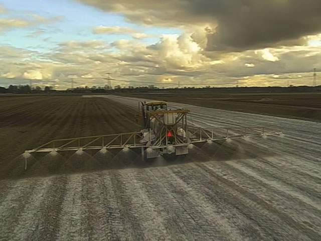 Importancia del Encalado de Suelos y la Innovación de CalFlow en Uruguay